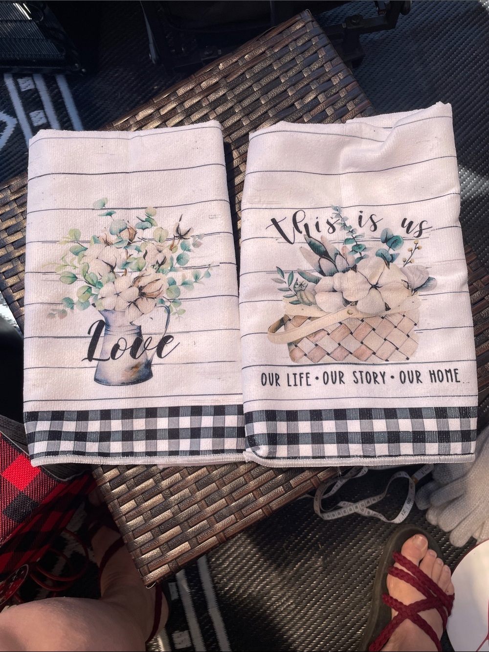 Farmhouse Cotton Kitchen Towels - Floral Basket & Love Designs